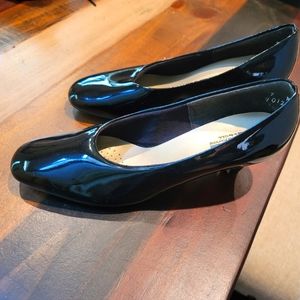 Marlow White CAPPS Black Heel Shoes for Army/Military Dress Uniforms